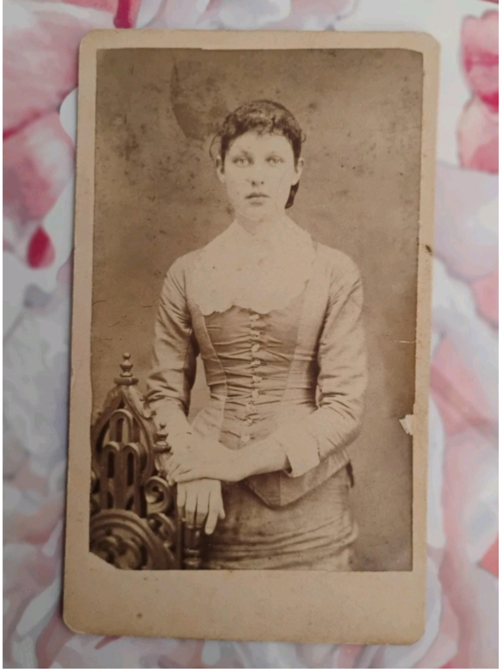 Antique Cabinet Card Young Lady Photo Hugh Bicket Photography Litchfield IL